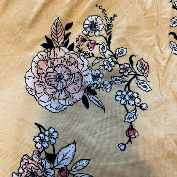 Maurices Yellow Tank Top w/floral design - Picture 4 of 6